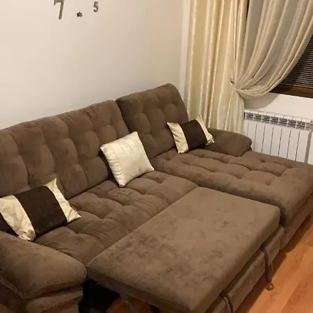 Apartman In Belvedere Club 550 M From Lift *